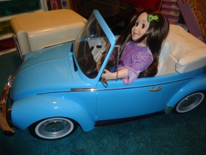 Taryn in the VW 001